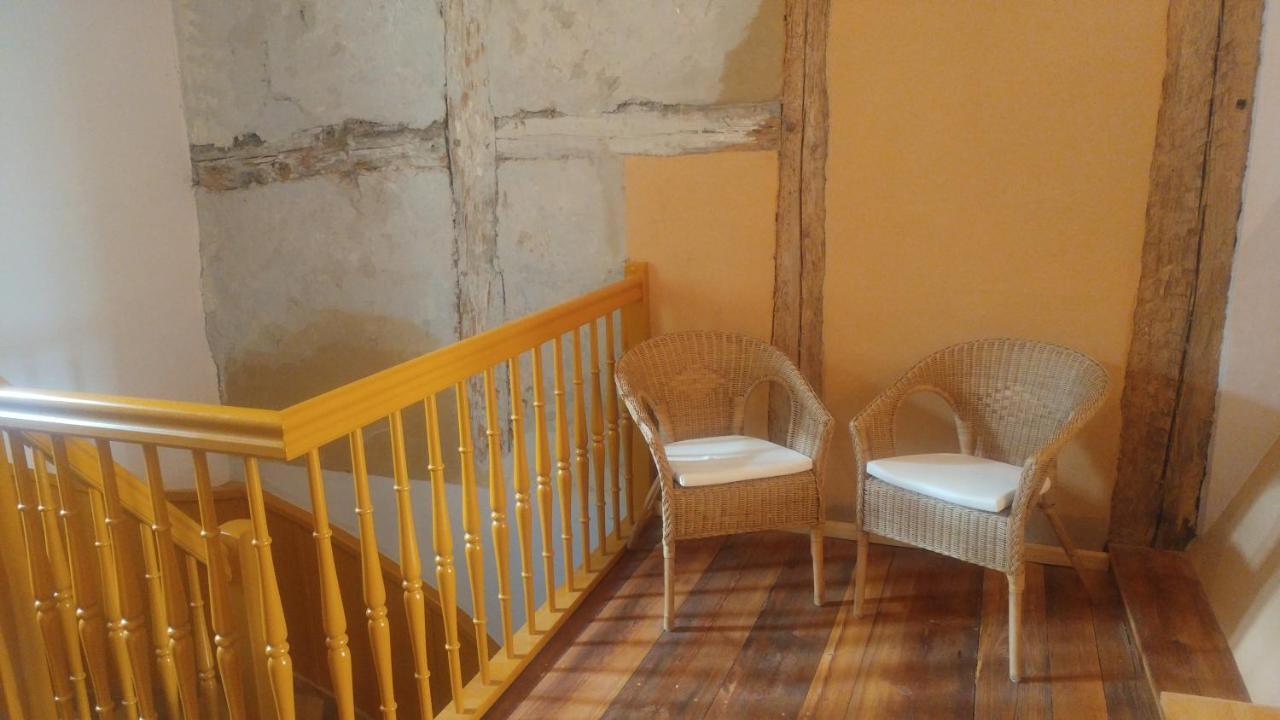 Mirabellenhof - Kleine Ferienwohnung Mit Altstadtblick Бізенталь Екстер'єр фото